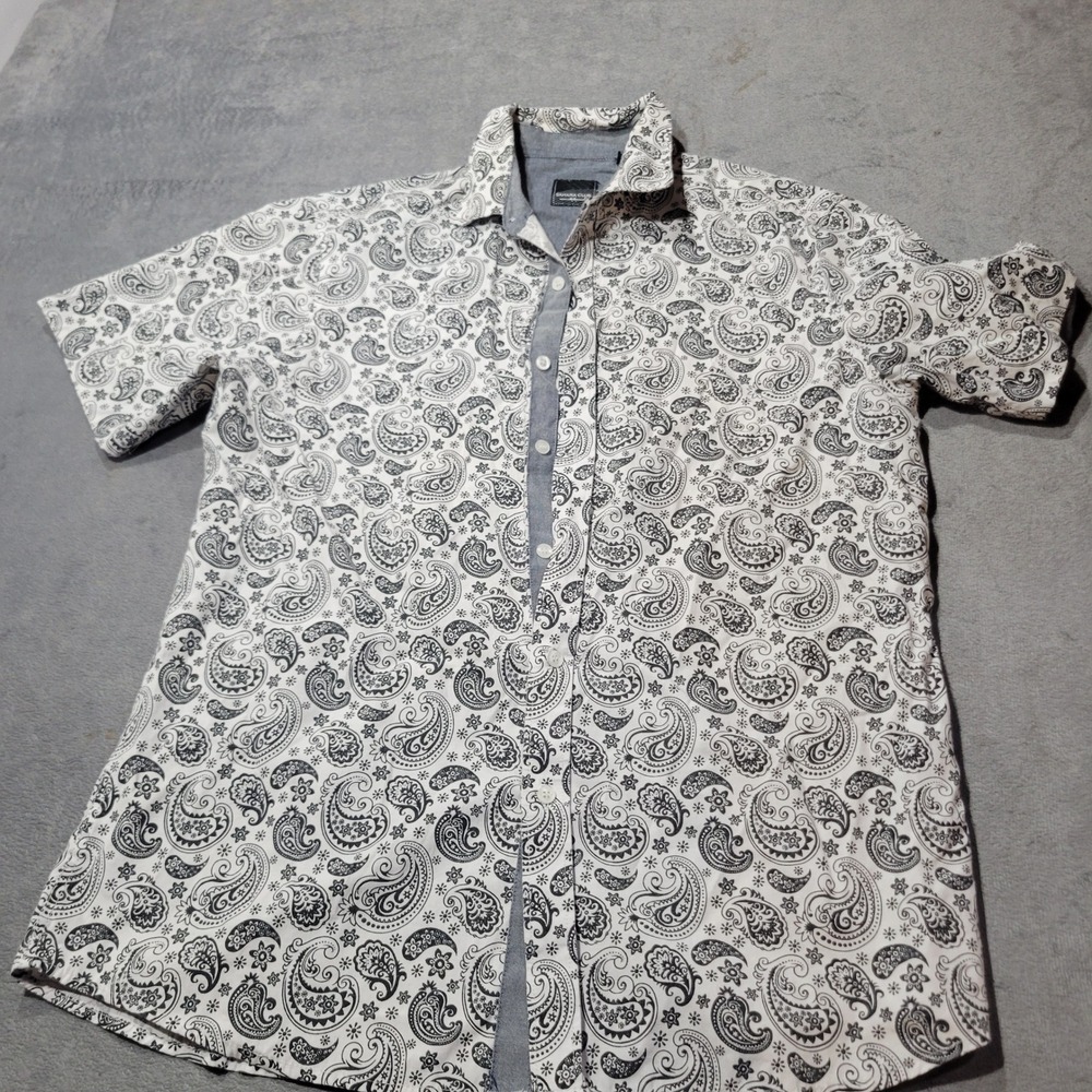 Sahara Club Shirt Men Large White Black Paisley Button Up Short Sleeve‎ Casual